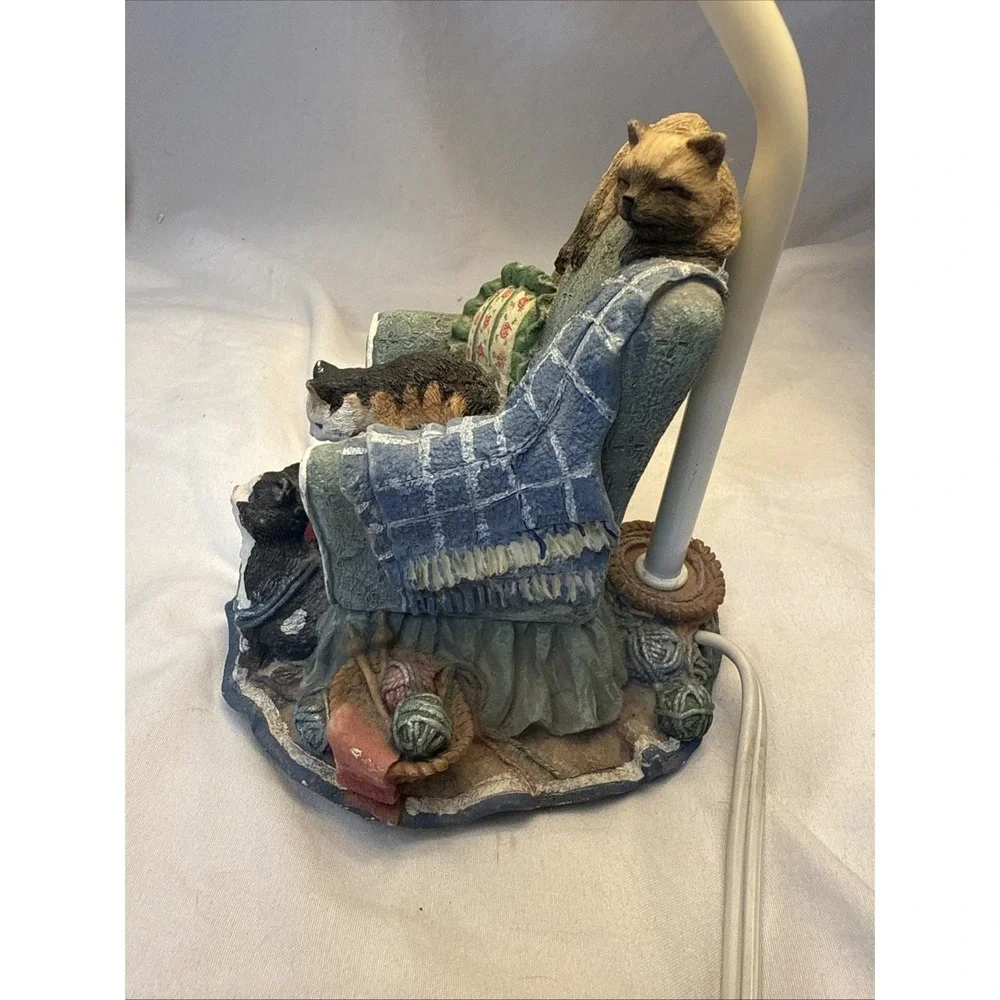 Vintage Cat Lady Table Lamp Chair Cats Kittens Yarn Comfy Chair Resin Grannycore